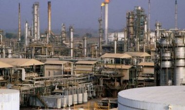 Intambara yo muri Ukraine ikomeje guhungabanya ibiciro bya gaze na peteroli