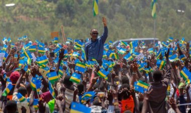 Ruhango: Naje kugirango mbabwire ngo munyihanganire umwenda  ndacyawibuka - H.E Paul Kagame