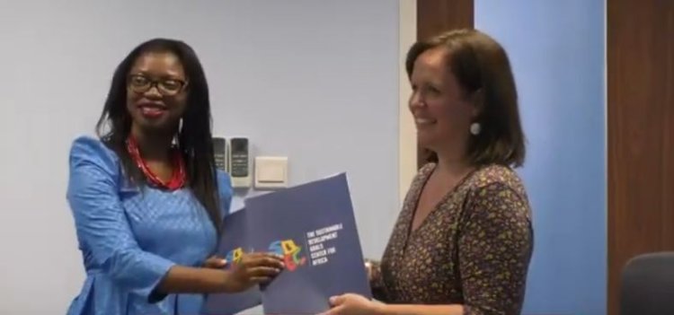 Hasinywe amasezerano agamije guteza imbere uburezi ku mihindagurikire y'ikirere mu rubyiruko