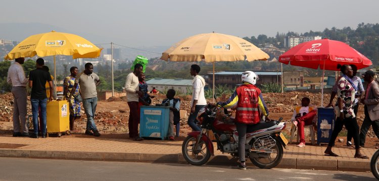 Aba Agent   barembejwe no kwibwa na bamwe mu babagana