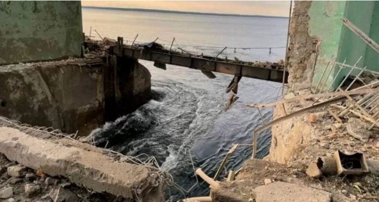 Ukraine: Habaye umwuzure nyuma yo kurasa misile ku rugomero runini rwo hafi y’Umujyi Perezida avukamo.