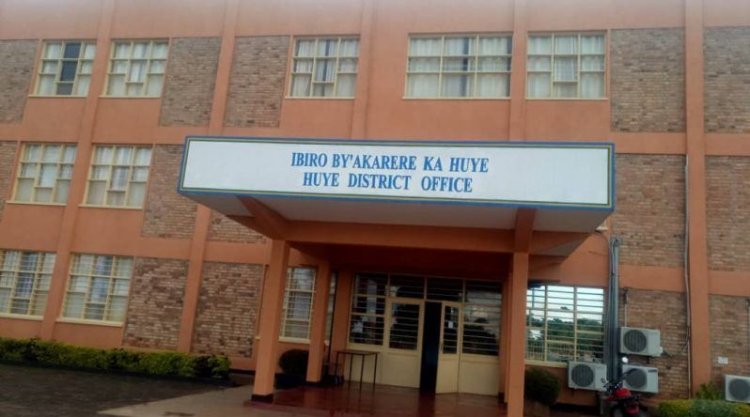 Huye: Barashima kuba barakijijwe ababatezaga igihombo.