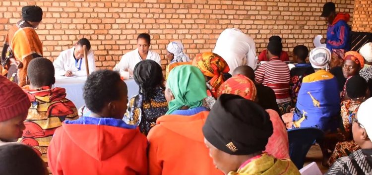 Huye/ Kigoma: Abaganga ba CHUB begereje serivisi z'ubuvuzi abaturage