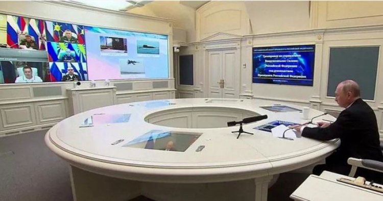 Putin yakurikiranye imyitozo ya nikleyeri ya mbere kuva igitero kuri Ukraine gitangiye.