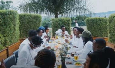 Yago yifatanyije n'abakunzwe muri Showbiz nyarwanda mu ndirimbo ye nshya yise SUWEJO