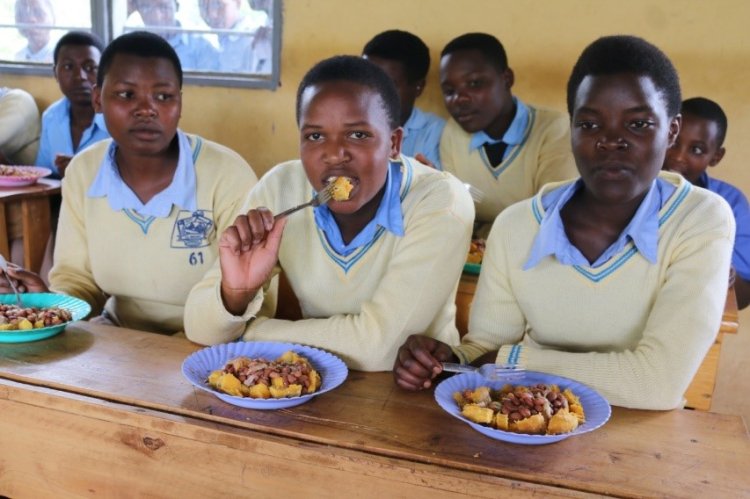 Amafaranga Leta itanga yo kugaburira abana ku mashuri ntahagije