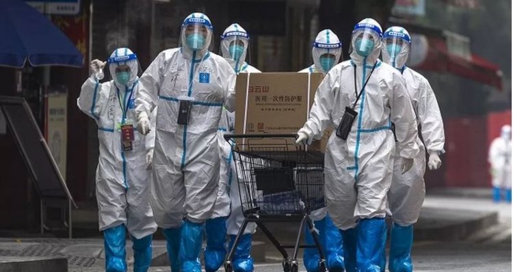 Origine du Covid: la Chine fustige les propos du FBI sur un "incident de laboratoire"