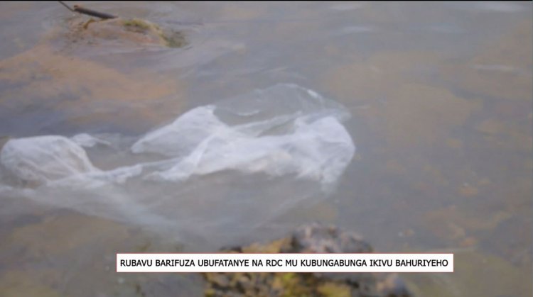 Rubavu: Abaturiye inkombe z’ikiyaga cya Kivu babangamiwe n’imyanda iva muri RDC.