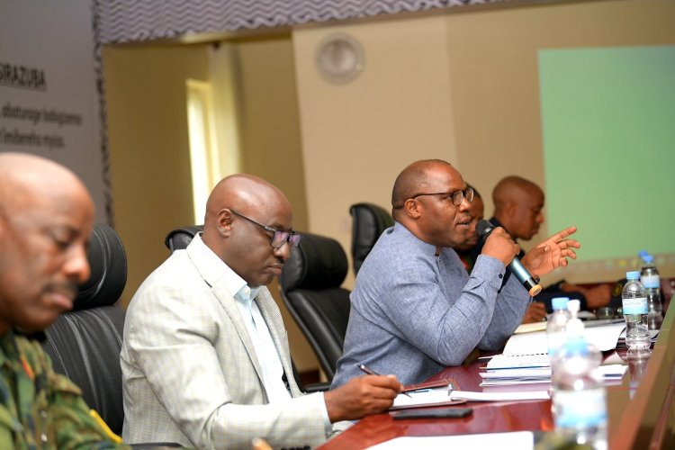 Iburasirazuba: Minisitiri Musabyimana yasabye abayobozi b'iyi ntara kubyaza umusaruro amahirwe menshi ahari