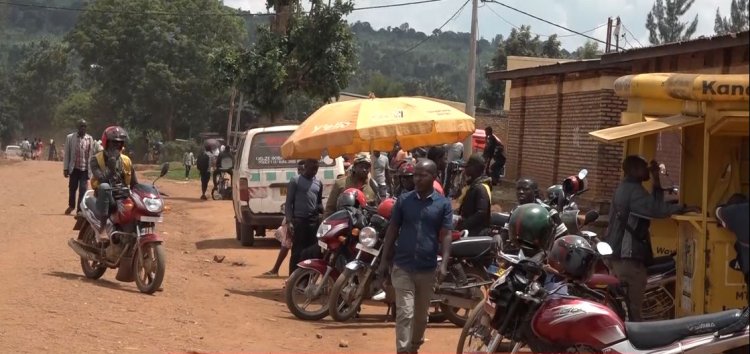 Ngoma : Abamotari babangamiwe n’amafaranga bakwa yitwa aya parikingi kandi ntayihari