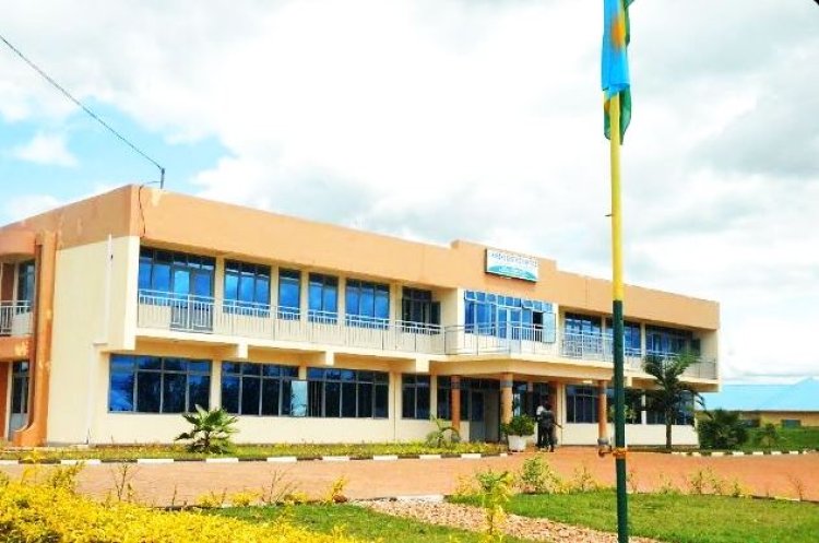 Kirehe: Abakoresha  umuhanda wa Mpanga - Mahama - Rusozi  barasaba ko wakorwa kuko wangiritse bikomeye