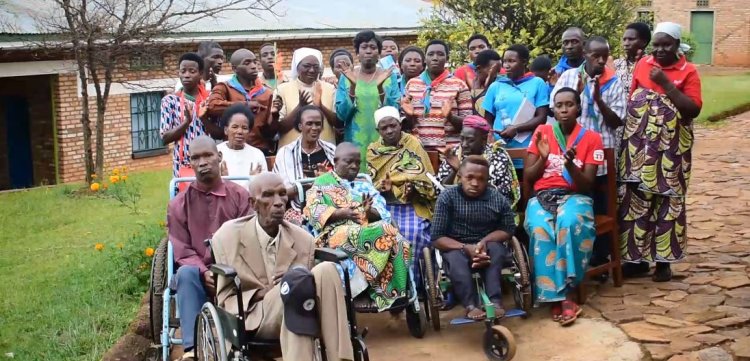 Huye: Abageze mu za bukuru baranenga ababyiruka batabitaho uko bikwiye