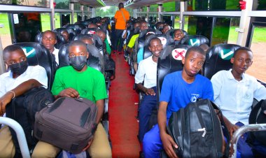 Ababyeyi bafite imbogamizi z’uko aho bari basanzwe basanga imodoka zitwara abanyeshuri hahinduwe