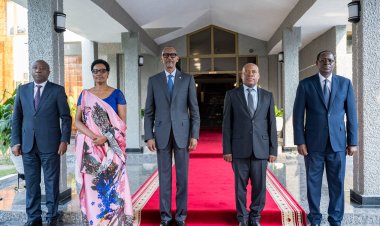 Perezida Paul Kagame yasabye Perezida mushya wa Sena gushyira imbere inyungu z’abaturage