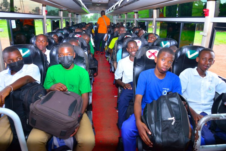 Ababyeyi bafite imbogamizi z’uko aho bari basanzwe basanga imodoka zitwara abanyeshuri hahinduwe