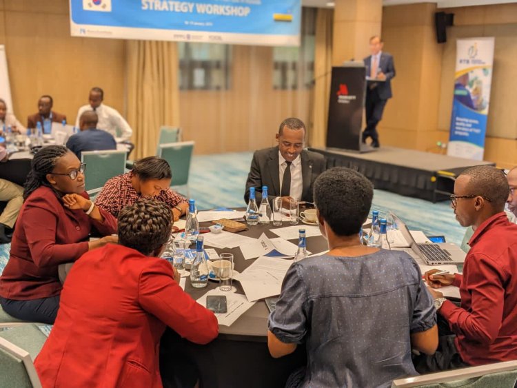 Hagiye gushyirwaho amashuri 30 y'imyuga n'ubumenyingiro y'icyitegererezo muri buri karere