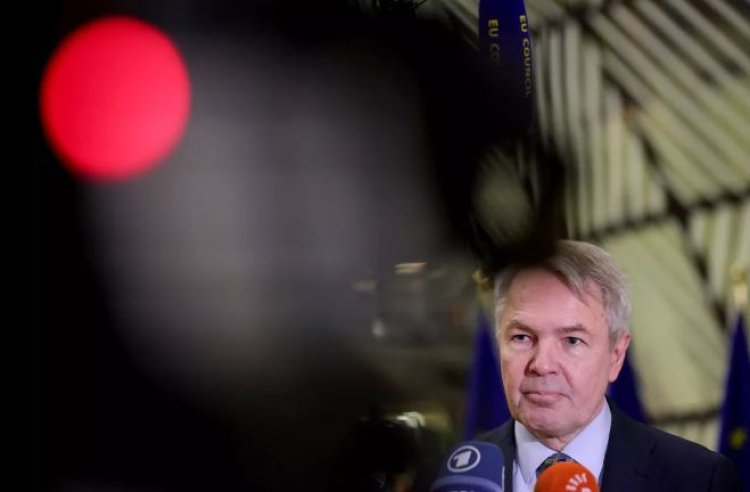 Finlande igiye gushaka uko yakwinjira muri NATO itisunze Suede.