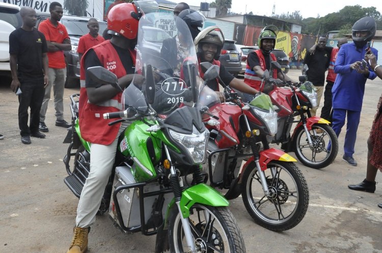 Hari abamotari bemeza ko gukoresha moto zikoresha amashanyarazi byabarinze gutakaza amafaranga yabo