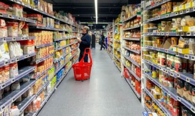 France: l'inflation remonte à 6,2% sur un an en février selon l'Insee