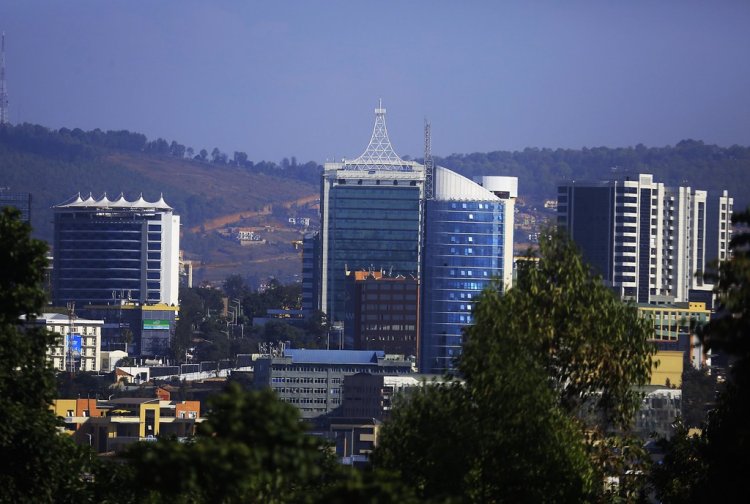 Haracyari imbogamizi ku bantu bafite amayeri yo kunyereza umutungo bakawuhisha mu mahanga