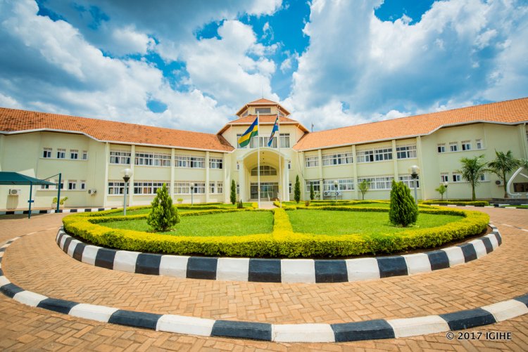 Rwamagana : Hari bamwe mu bayobozi bagaragarwaho n'ubusinzi bukabije