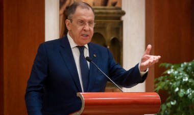 Blinken dit avoir demandé à Lavrov de "mettre fin à cette guerre d'agression"