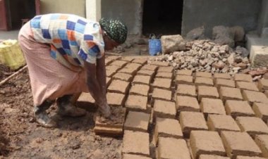 Amatafari ya Rukarakara: babumbisha amazi yateza ikibazo!