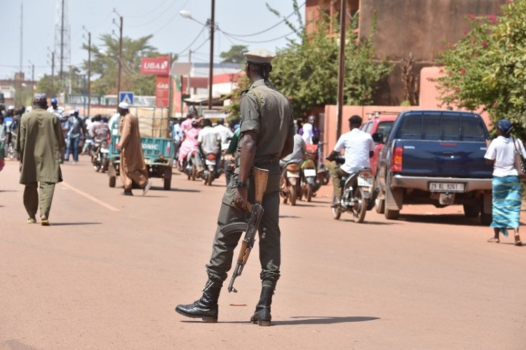 Burkinafaso: Nibura 12 bahitanywe n’igitero cy’intagondwa.