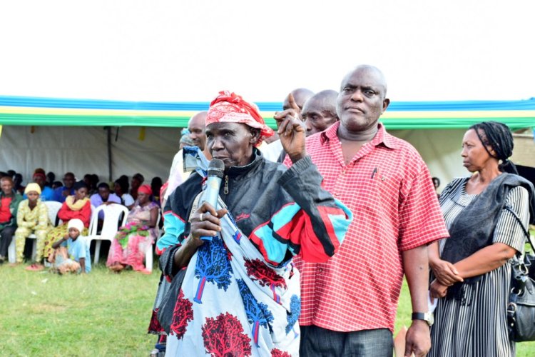 Muhanga: Umuvunyi mukuru yagaragaje ko hakiri icyuho mu bayobozi cyo kumva, kwegera no gukemura ibibazo by’abaturage