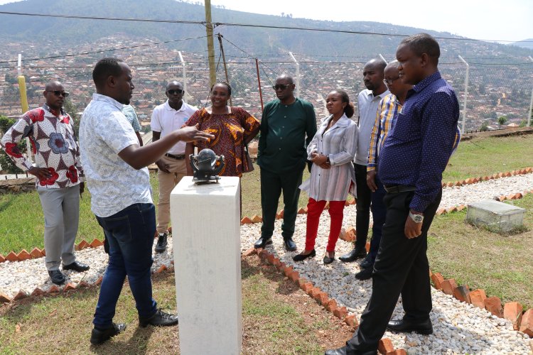 Haracyari ikibazo mu kumenyekanisha amakuru y’iteganyagihe ku baturage kugirango bayagendereho