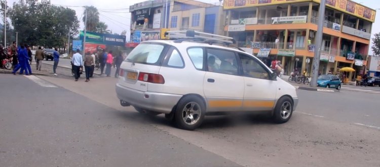 Musanze: Abatwara imodoka za Tax voiture babuze aho guparika