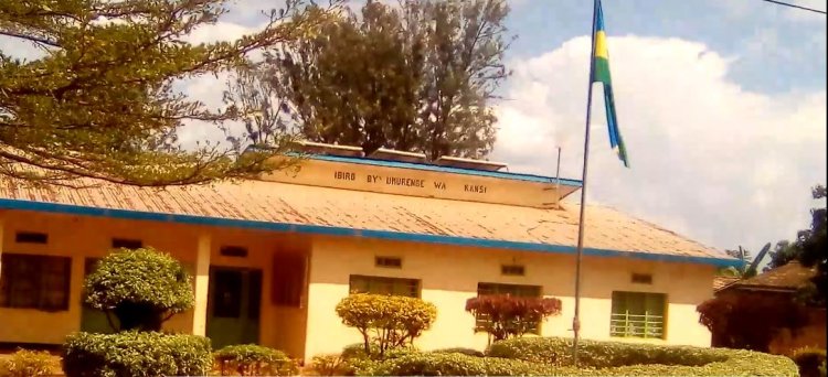 Gisagara - Kansi: Abaturage bavuga ko bahawe amazi ya baringa bavomye rimwe bayataha