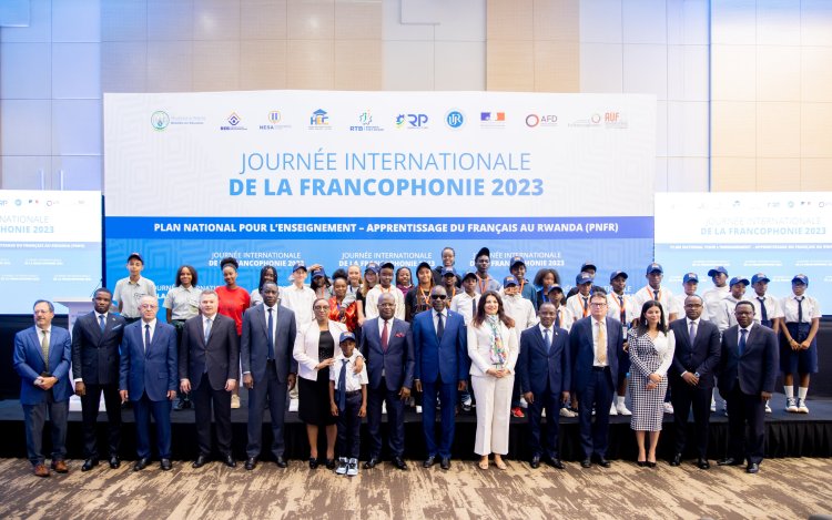 MUNEDUC yatangije ku mugararagaro gahunda yo kwigisha ururimi rw'Igifaransa mu mashuri