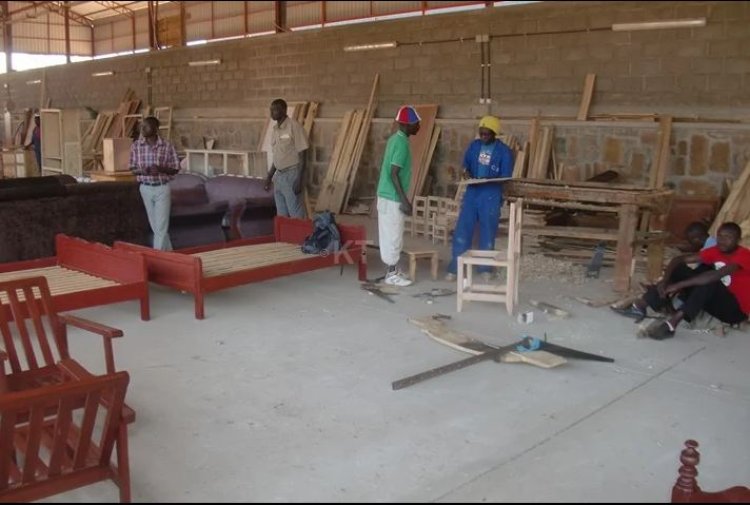 Barashima gahunda  ya leta yo guhanga imirimo mishya yabahinduye imibereho.