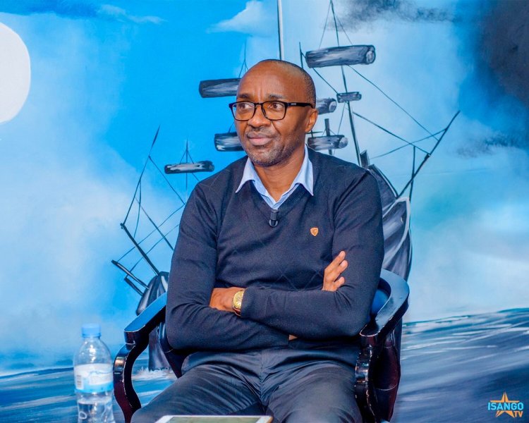 Impuguke mu bya politique zirasaba abanyarwanda kwigira kuri politiki mbi yaranze repubulika za mbere.