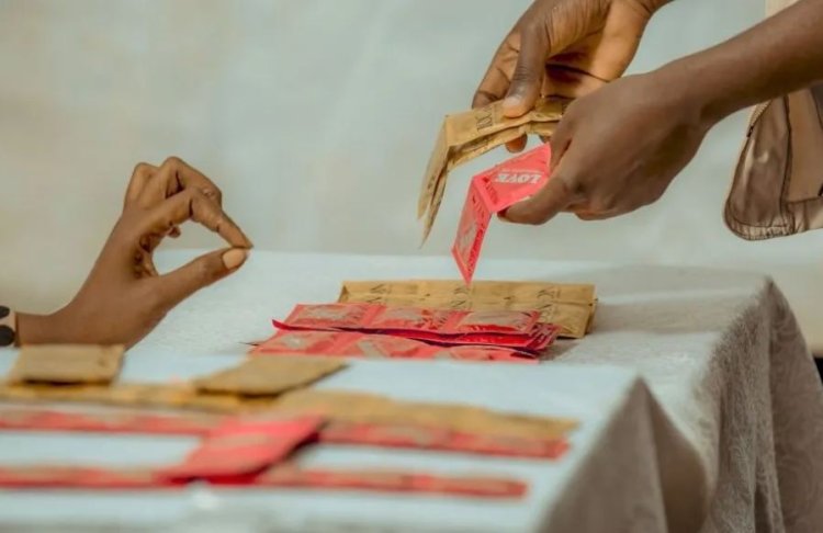 Rwamagana: Barasaba ko utuzu dutangirwamo udukingirizo twakwirakwizwa hirya no hino mu gihugu.