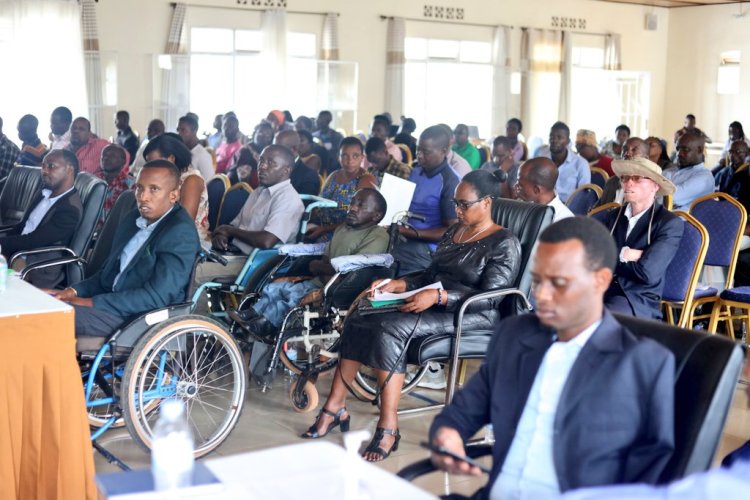 Iburasirazuba: Hari abafite ubumuga batabona insimburamubyizi z'inama