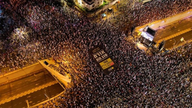 Israël: Abatavuga rumwe n’ubutegetsi bahagaritse kwitabira ibiganiro kw’ivugurura ry’ubucamanza.