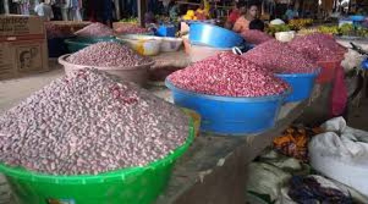 Nubwo umusaruro mbumbe w’iyongereye, uw’ibihingwa ngandurarugo waragabanutse.