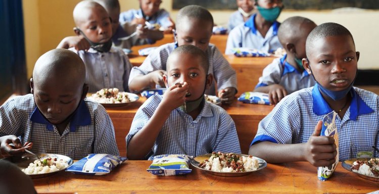 Hatangijwe ihuriro ry’ibihugu 9 rizita ku mafunguro atangwa ku ishuli.