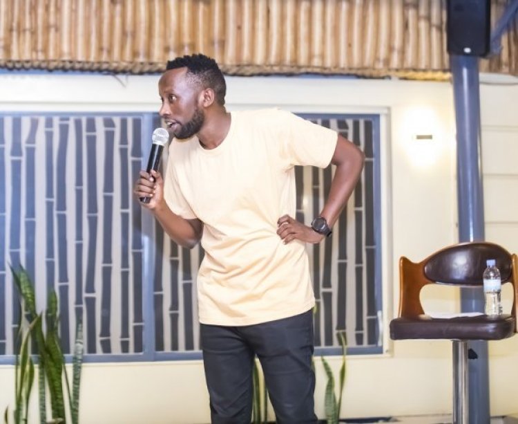 Umunyarwenya Mazimpaka Japhet ahamya ko comedy mu Rwanda igeze ku rwego rwiza.