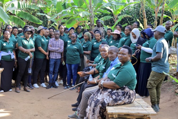 Rwamagana: Ba Mutima w'urugo basuye umuhora w'urugamba rwo kubohora igihugu (Amafoto)