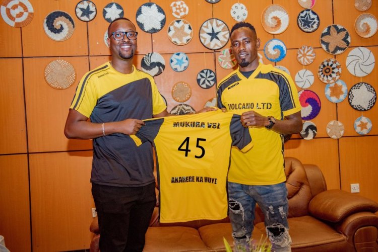 Sebwato Nicholas yongereye amasezerano y’imyaka ibiri muri Mukura VS 