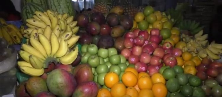 Ikibazo cy’ibiciro bihanitse by’imboga n’imbuto ntibyoroheye abifuza guhangana n’imirire mibi.