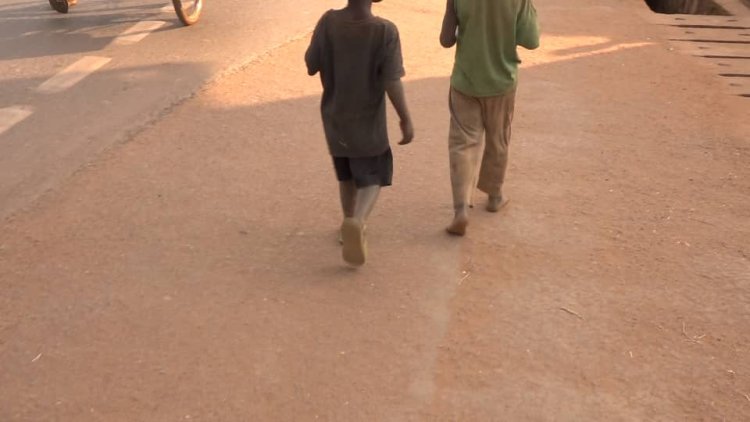 Rwamagana: Abana bazwi nk’abamarine barashinja ababyeyi babo kubohereza gusabiriza.