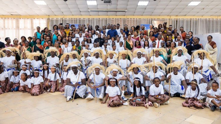 Urubyiruko ruba mu mahanga rukwiye gukomera ku muco n'indangagaciro za Kinyarwanda