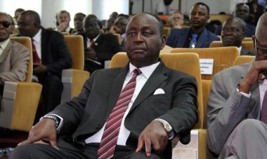 CentrAfrique: Uwabaye perezida n’abayobozi b’inyeshyamba bakatiwe n’urukiko badahari.