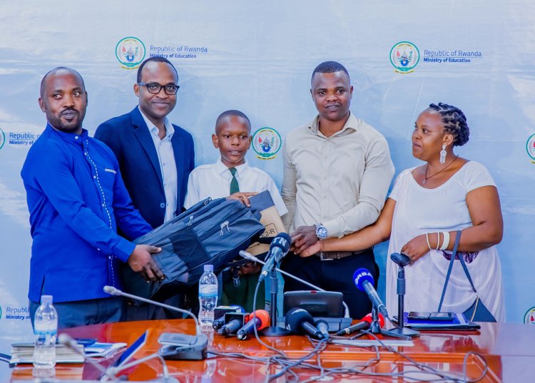 Ababyeyi barasaba ko amanota y’abanyeshuri bakoze ibizamini bya Leta yajya atangazwa hakiri kare