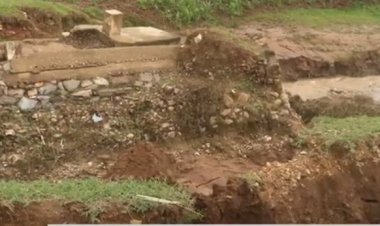 Rulindo: Abacukura amabuye yo kubaka barashinjwa gusenya ikiraro kikabateza Ibiza.