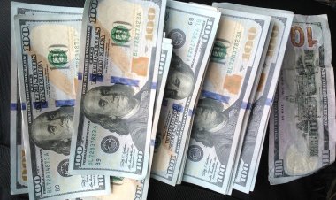 Amadorali y'Amerika akomeje kubura ku isoko ryo mu Rwanda